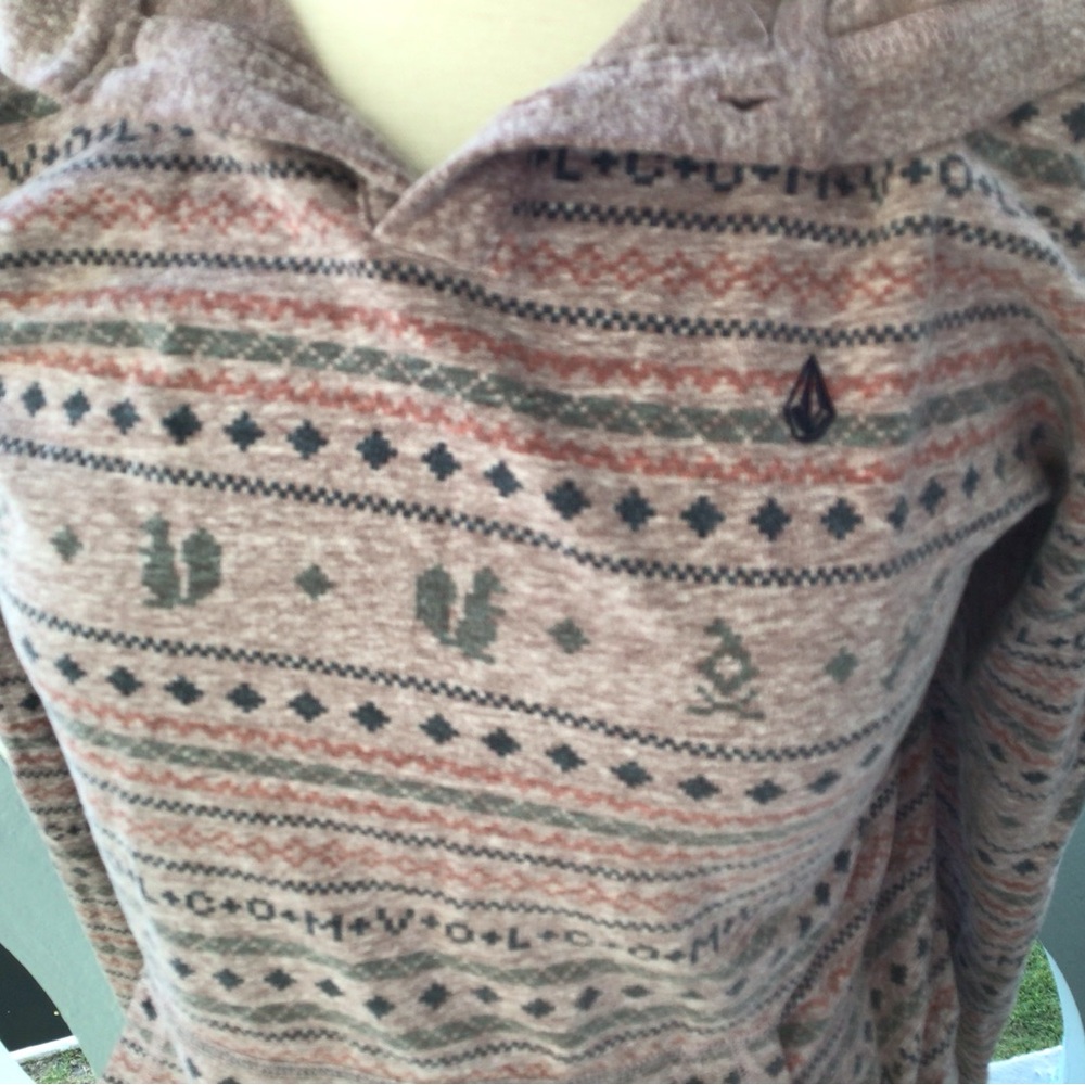 Volcom Signature Patterned Hooded Long Sleeve Shirt - Picture 8 of 8